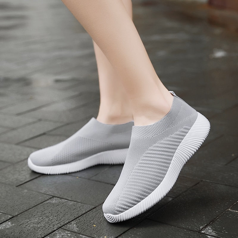 Tênis feminino slip on  DAKA