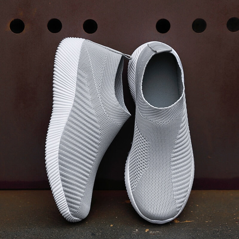 Tênis feminino slip on  DAKA